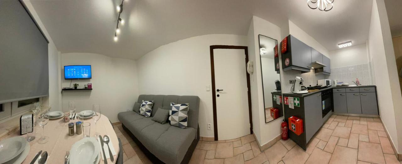Gezellige Studio 1 Slaapkamer, 3Pers,Strand,Zee 50M Ostenda Esterno foto